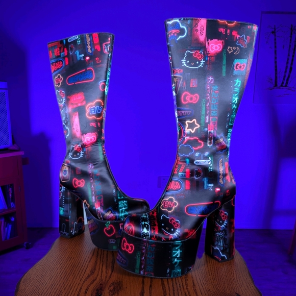 Dolls Kill Shoes Nwob Dolls Kill Hello Kitty Pixel City Knee High